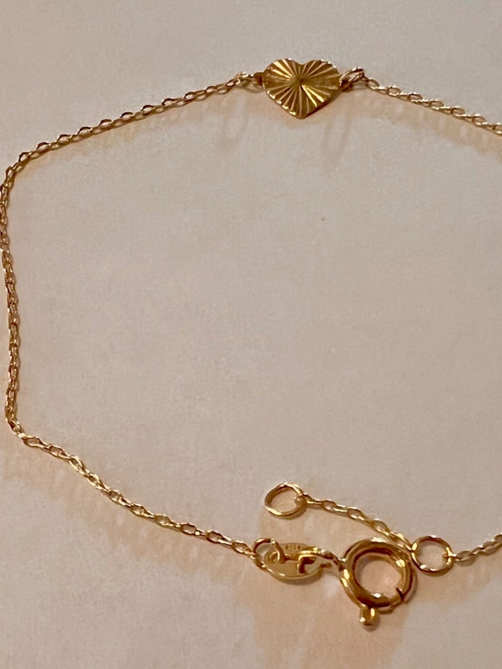 14k Gold Sunburst Heart Bracelet